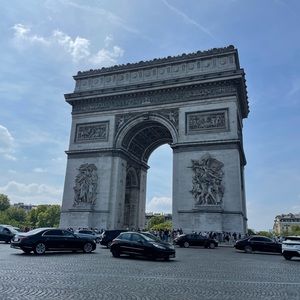 Meet your Posher, Elayna